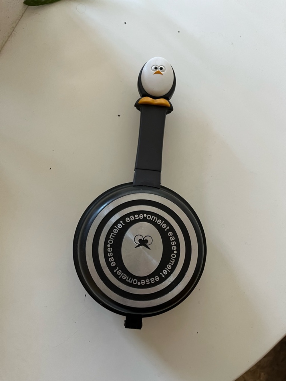 Black and White Joie!MSC  Mini Omelette Maker